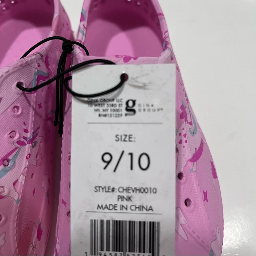 NWT Chatties shoes